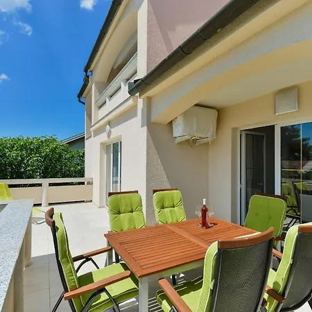 Medved Apartmán Vir