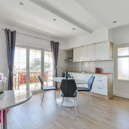 Medved Apartmán Vir
